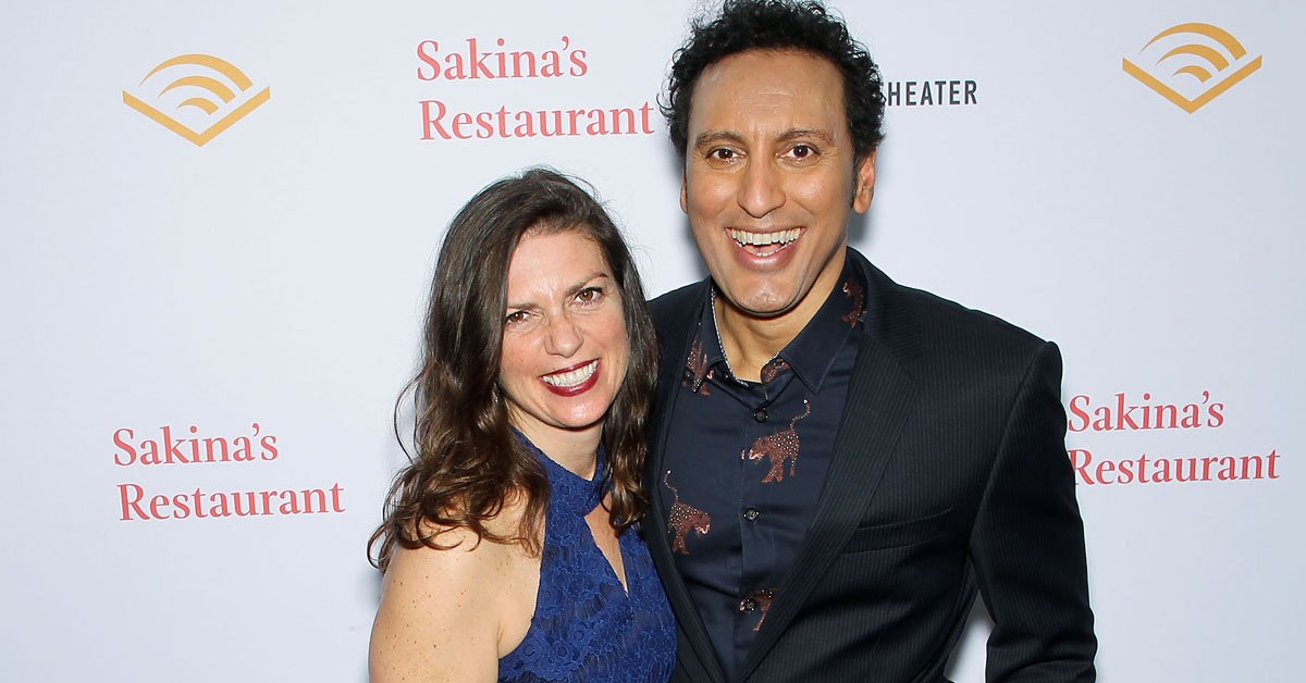 theatermania's tweet photo. INTERVIEW: @aasif &amp; Kimberly Senior tell an American story in SAKINA'S RESTAURANT at @Minetta_Lane → https://t.co/k84plBnaK6 https://t.co/BKIWU68CPu