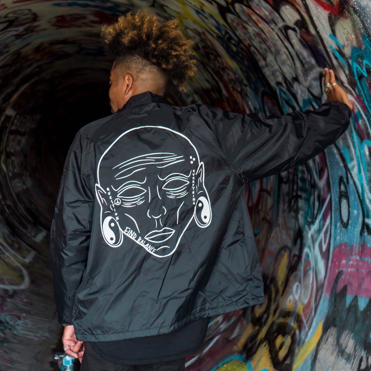 FindBalanceCo's tweet image. ☯️It’s finally cold again HMU for wind breakers!☯️