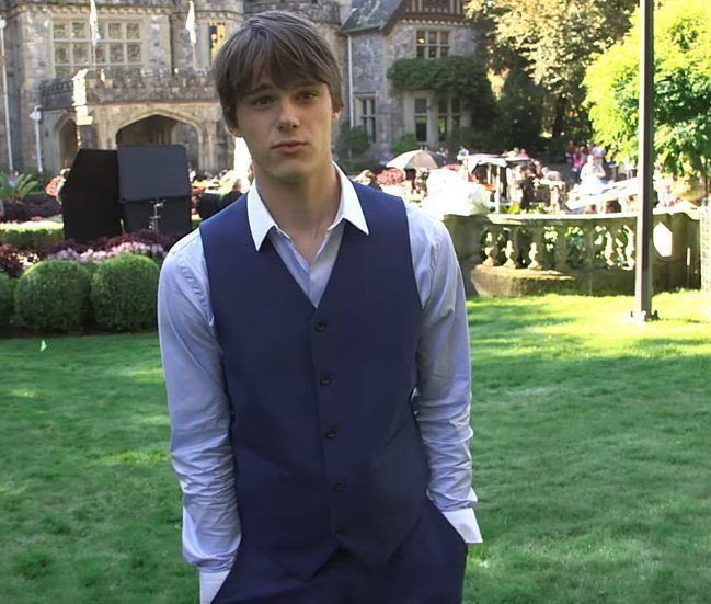 I'm wearing a blue tuxedo