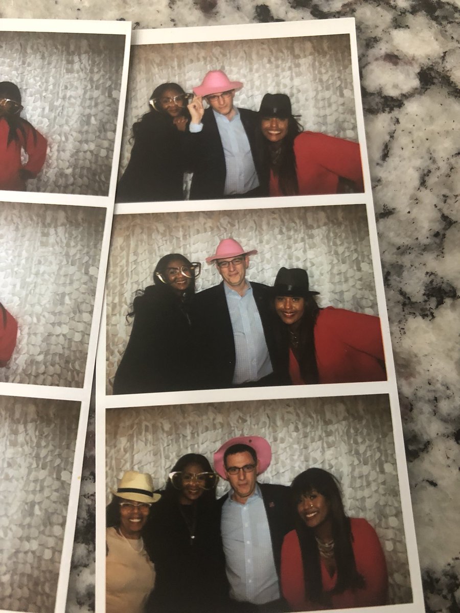 stacydavisgates's tweet photo. My @CTULocal1 President @SharkeyCTU1 #LEAD2018 and my former student who’s now a LABOR attorney! @latoyia_kimbro https://t.co/B9jiccPmMu