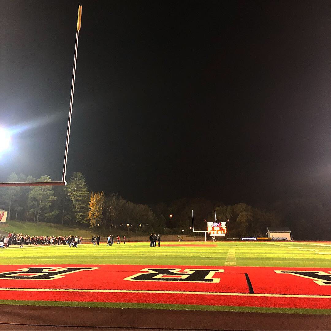 doctor_rpm's tweet photo. The hardest thing a high school player does is take off the pads and helmet for the last time.  In the playoffs only one team ends their season with a win.  Proud of this team for fighting their way into the field.  Seniors - thank you for everything. Love you ✊🏽🔵⚪️ #gospartans https://t.co/WEpslzTDqY