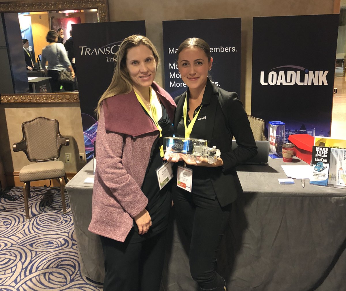 loadlink's tweet photo. Congrats goes out to Vickie @CentennialColle, Trevor @CHRobinsonInc Catherine @LyndenInc—all #Loadlink booth winners at the @CITTLogistics #CITT18 show. Thanks for stopping by. #Vancouver #Networking https://t.co/30IbkxdxIF