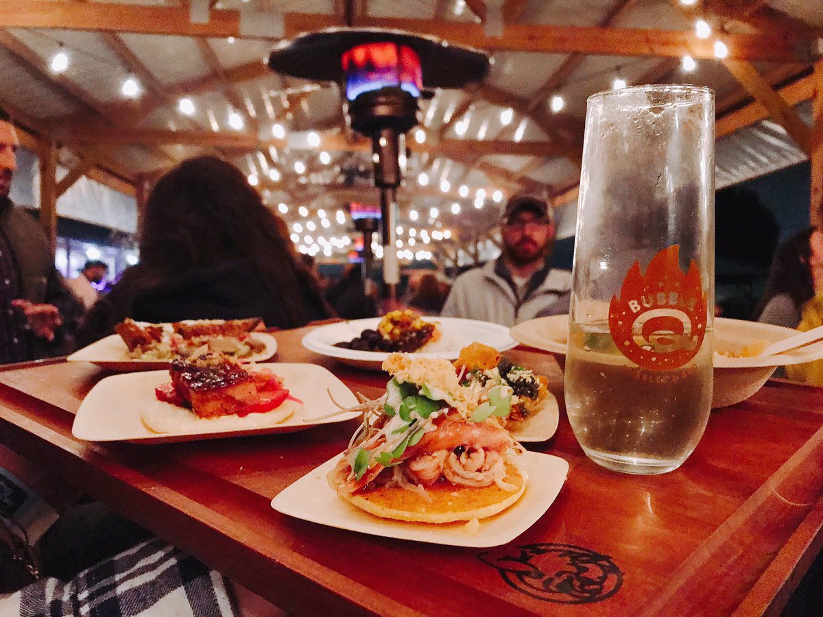 colatoday's tweet photo. When BBQ meats bubbles. #BubbleQ https://t.co/WvW7tRqEYc