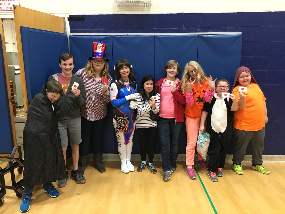 Trivia night winners.  #patriotpower <a href="/BernardMiddle/">Bernard Middle MSD</a> #winners