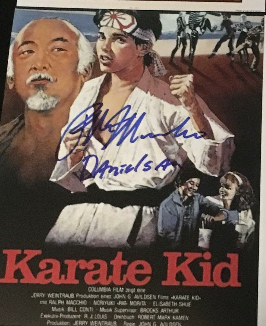 gerald71's tweet image. Karate kid Autograph from the states 😎