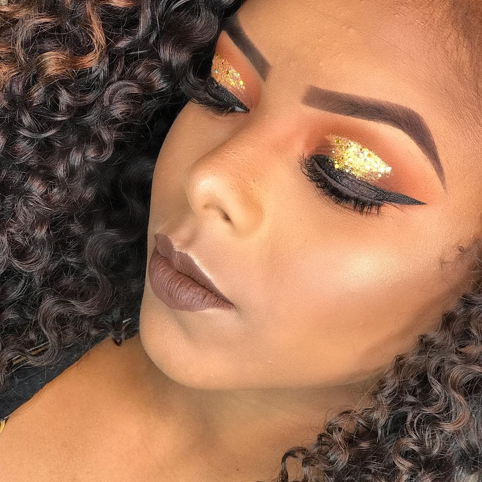 aguiarthay5's tweet photo. Eu amei e vcs?πππππ #makeup #segundodiaa https://t.co/pW8tGD7hIH
