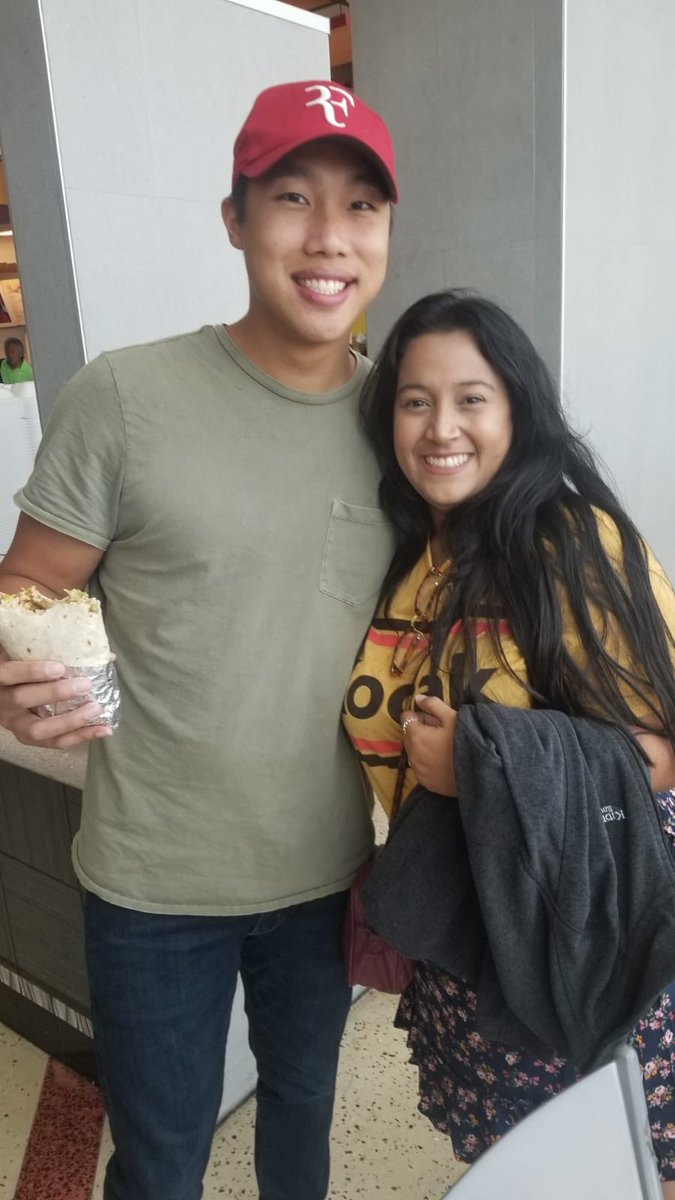 DashiraV's tweet photo. https://t.co/Zts5Pj2ATq 

YOU GUYS DONT UNDERSTAND HOW JEALOUS I AM !!!! @khoa_nguyen  my best friend met khoa today A dream come true LITERALLY !! I wish i could run with same luck one day @kerenswan https://t.co/UiKF7VpnTe