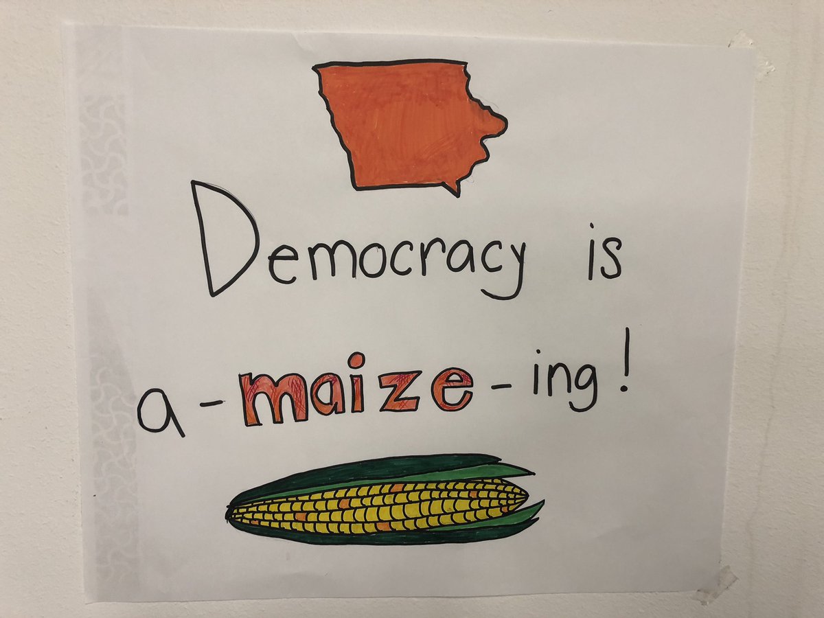 suzytweet's tweet photo. THREAD: #LAVfield Iowa has some truly amazing office art. https://t.co/3qjBggyd5w
