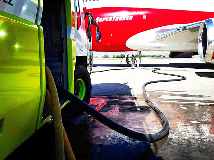 ssei_amb's tweet photo. U-2 👨‍🚒🚒✈ #Bomberos de aeropuerto #SSEI #ARFF #RFF #CREI #SSLIA https://t.co/dGqvUoM0d3