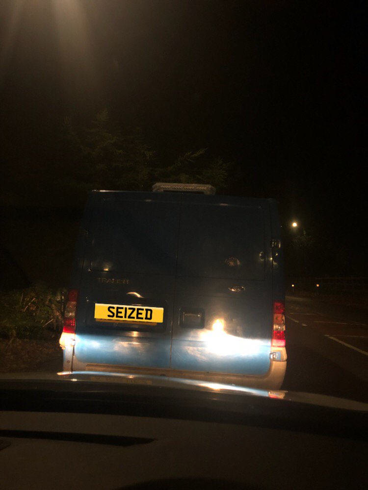 TVP_BerksEast's tweet photo. #TEAM2 we are out and about tonight tackling various crimes and those travelling into #Slough to commit crime. Whilst driving around #Poyle this vehicle just didn’t look right. Vehicle was stopped and driver had no insurance.  Driver has been reported and vehicle seized! https://t.co/b9gJxlJYzS