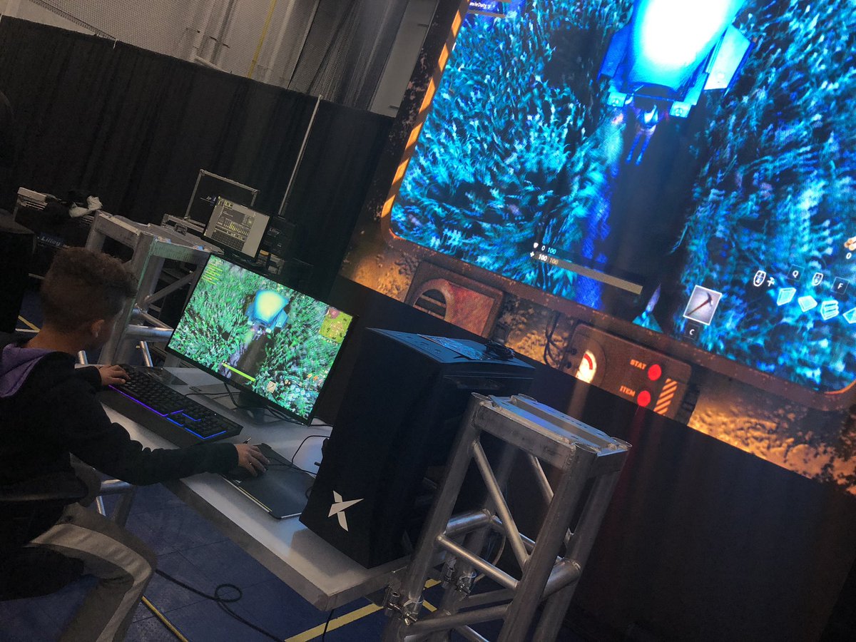 JPLilleyAV's tweet image. Photos from this year’s @Lanc_Chamber expo, our booth showcased our HD LED video wall setup for eSports. We also featured our new Shade Structure perfect for your next corporate or sporting event #KnowItWorks #DoLiveBetter #CorporateEvents #EventDesign #ShadeStructure #eSports