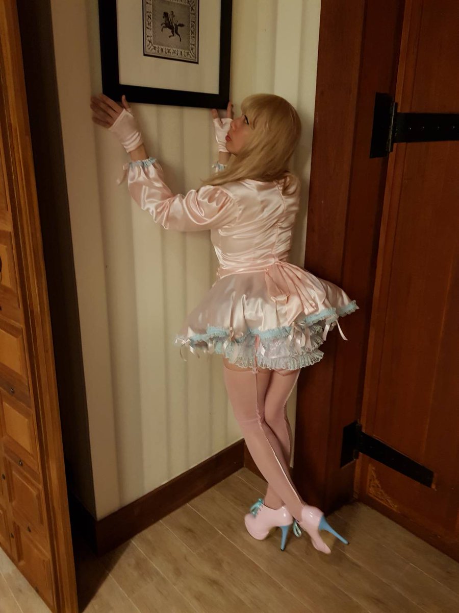 BirchPlace's tweet photo. Candy, the real-life sissymaid. Plugged, chastity, diapered, sissified. The sweet life of a sissy. #sissy #maid #feminized #abdl #chastity https://t.co/faBcOhY4HD