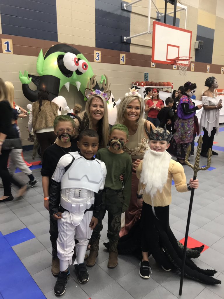 Momster Bash is a treat for Warner students. <a href="/WarnerCFISD/">Warner Elementary</a>