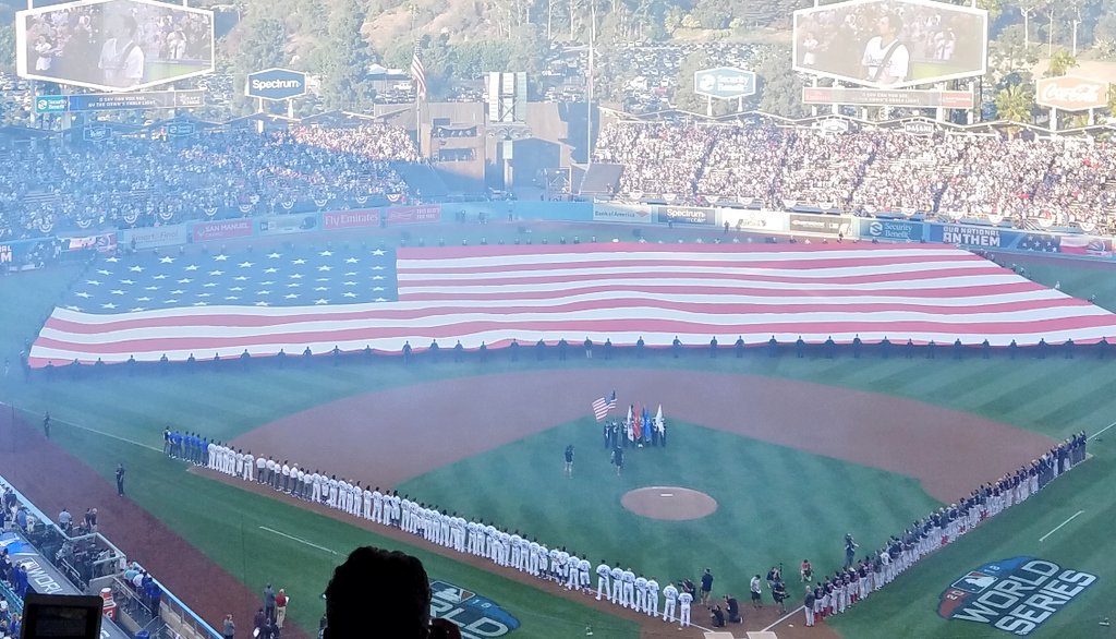 RubenUnemployed's tweet photo. Game3 @Dodgers #WorldSeries 🇺🇸
Time for Do-yers baseball! #Dodgers #MLBmemorybank https://t.co/HvCOb6wHxz
