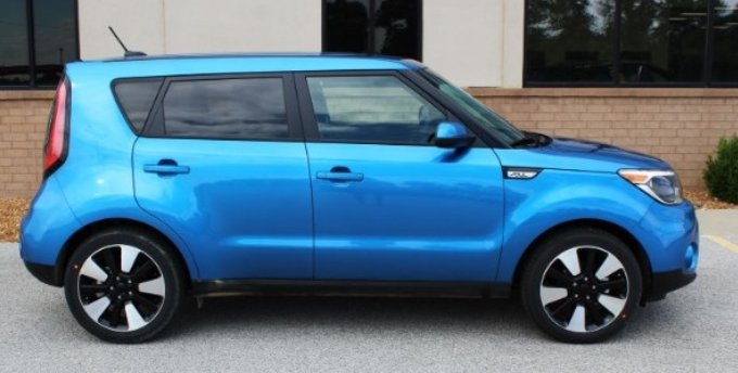 kia_used's tweet photo. Who needs a new SOUL?  We have plenty!  For just under $20,000, it's yours! https://t.co/ELd74HZaoU