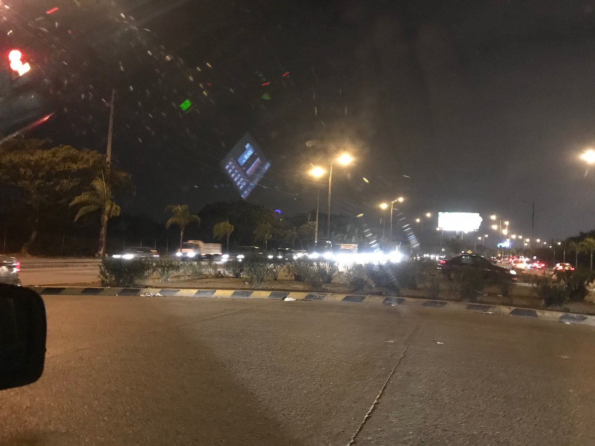 ReneMeneses6's tweet photo. SOS ⁦@ATMGuayaquil⁩  HASTA CUANDO se espera que pongan un semáforo en el retorno de mucho lote 2 en la Narcisa de Jesús https://t.co/XQzL0Sgjtr
