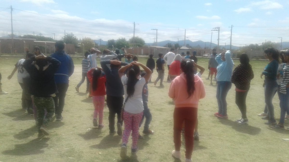 taniiamgr's tweet photo. #MareaAzulArteYMovimiento #EARobertoRomero @UrtubeyJM @aniberruezo https://t.co/v83EXjSdbW