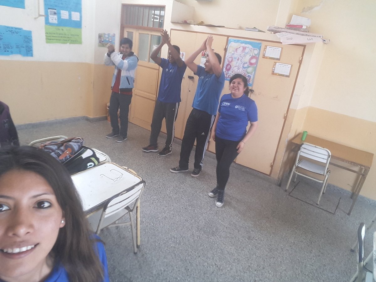 taniiamgr's tweet photo. #MareaAzulArteYMovimiento #EARobertoRomero @UrtubeyJM @aniberruezo https://t.co/1Tv7oTp9Vu