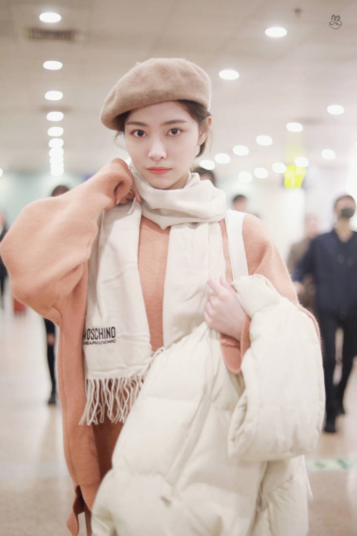 jiaqipics's tweet photo. #许佳琪 #쉬쟈치 https://t.co/UVRcYjm9p2