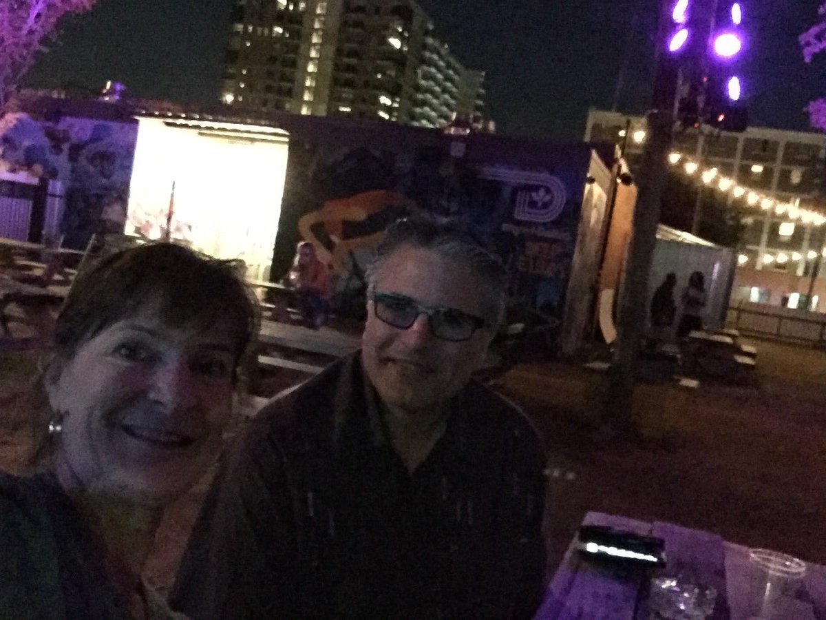 DFWLegalHackers's tweet photo. Kickoff night for this weekend’s #OpenMediaDFW Join us tomorrow morning:  https://t.co/e4MzNXNHkf #hack4music #blockchain https://t.co/t7HJY1R2pQ