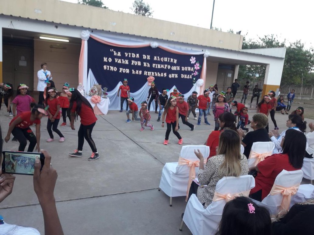 Alfaro11Mariel's tweet photo. #MareaAzulArteYMovimiento #ESALAPACHOUNO4804 #tartagal. @fguillesaavedra @artydance23 @romyalancay @MariteLescano @Jesusig94 https://t.co/wi3lT521ge