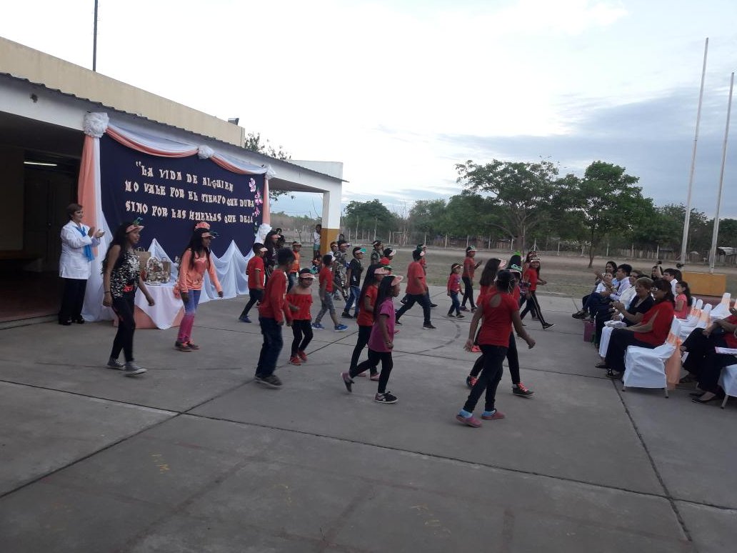 Alfaro11Mariel's tweet photo. #MareaAzulArteYMovimiento #ESALAPACHOUNO4804 #tartagal. @fguillesaavedra @artydance23 @romyalancay @MariteLescano @Jesusig94 https://t.co/wi3lT521ge
