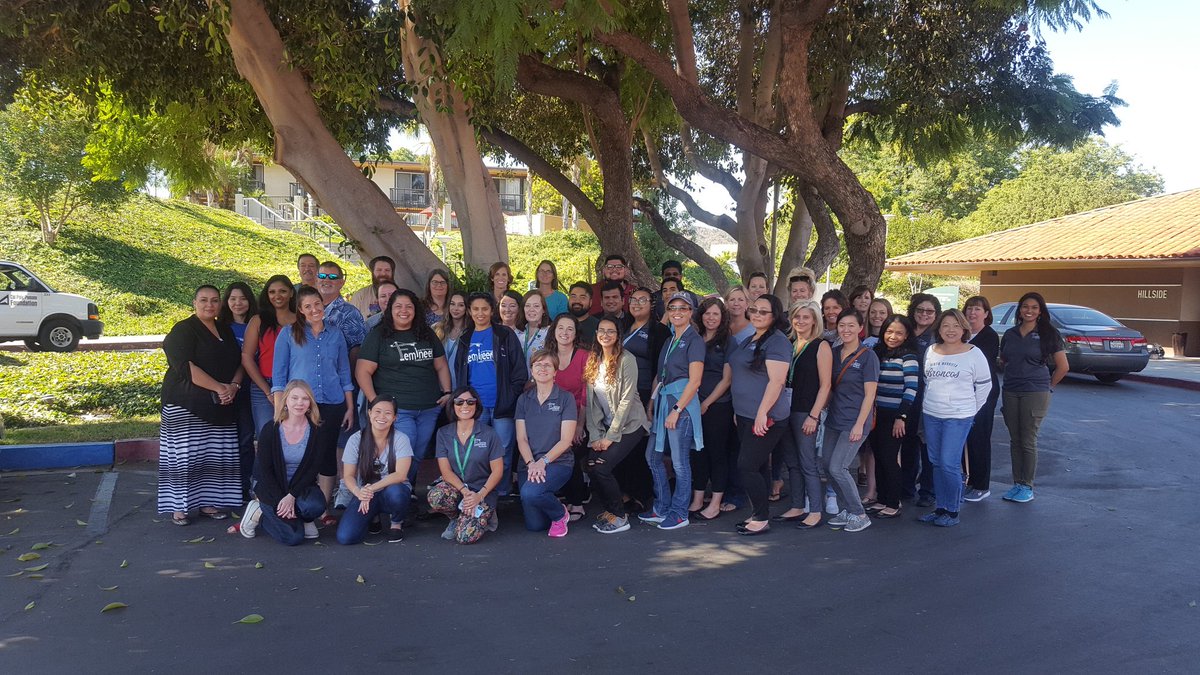 NGutzke's tweet image. Thank you to our awesome Femineer Master Teachers!#cppfemineers @birdbraintech @STEMCenterUSA @Femineer_SD @UIowaFemineers