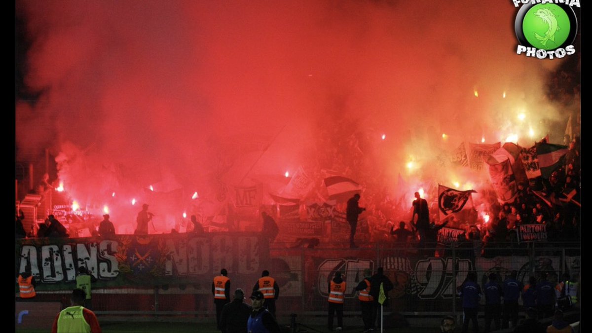 Fasoso42's tweet photo. Allez j’arrête de t’embêter avec l’Allemagne mon vieux Noël... Voici le Sainté Pyro Show... Non ne me remercie pas c’est cadeau... 
#NoPyroNoParty https://t.co/GZ5bf64HZU