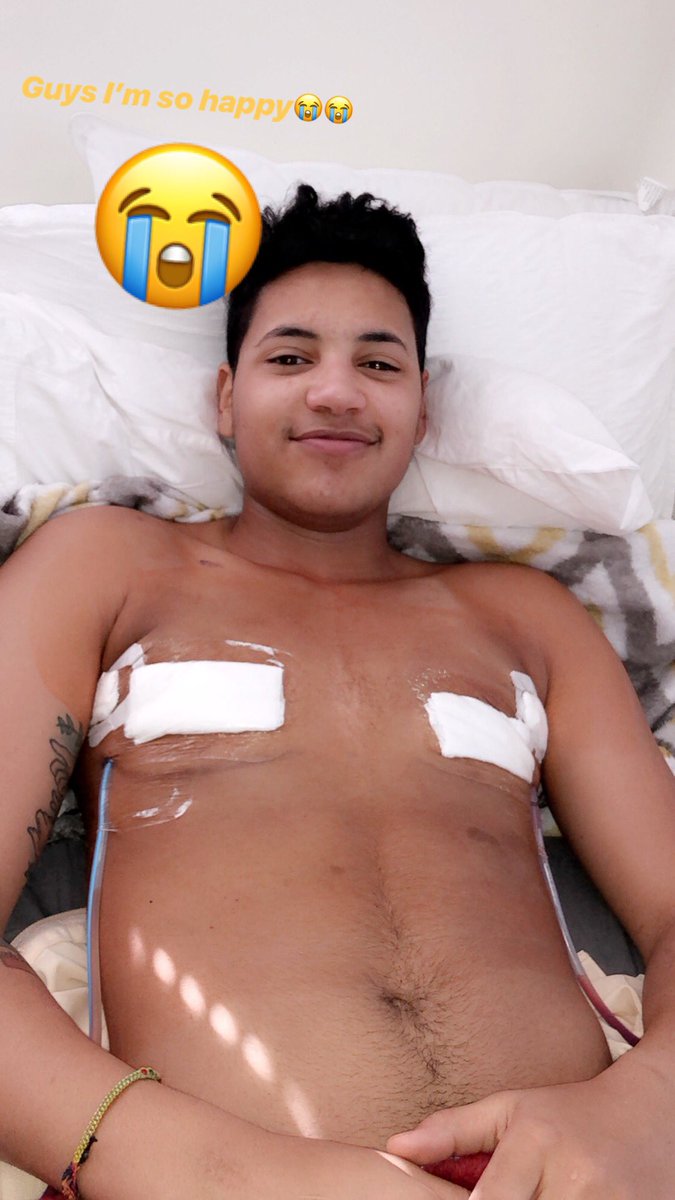 vic_9621's tweet photo. Omg I’m the happiest I’ve ever been!!! #TransIsBeautiful #transman #topsurgerypostop #transmenofcolor https://t.co/PNYtfhvVfd