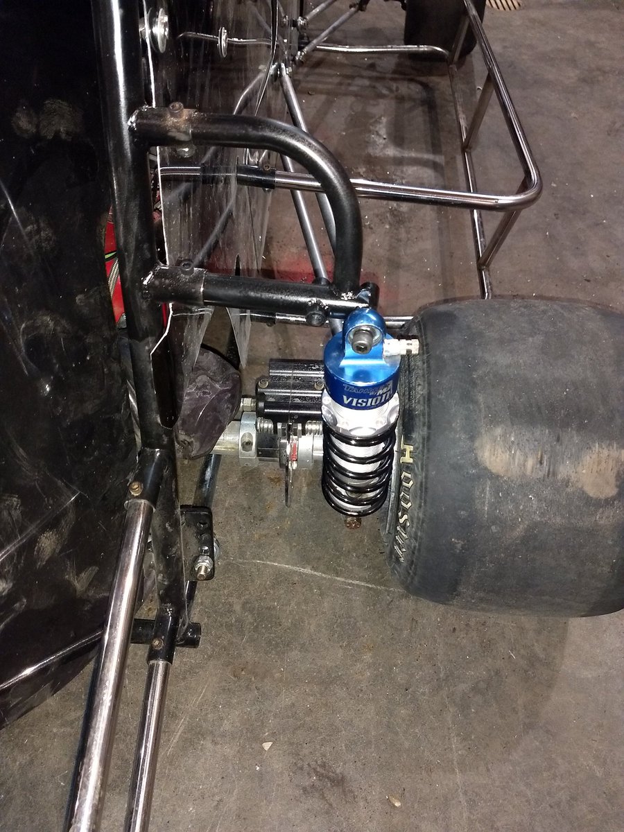 Quartermidgetb1's tweet photo. Updated some shock towers today. https://t.co/b3cNn5zILD