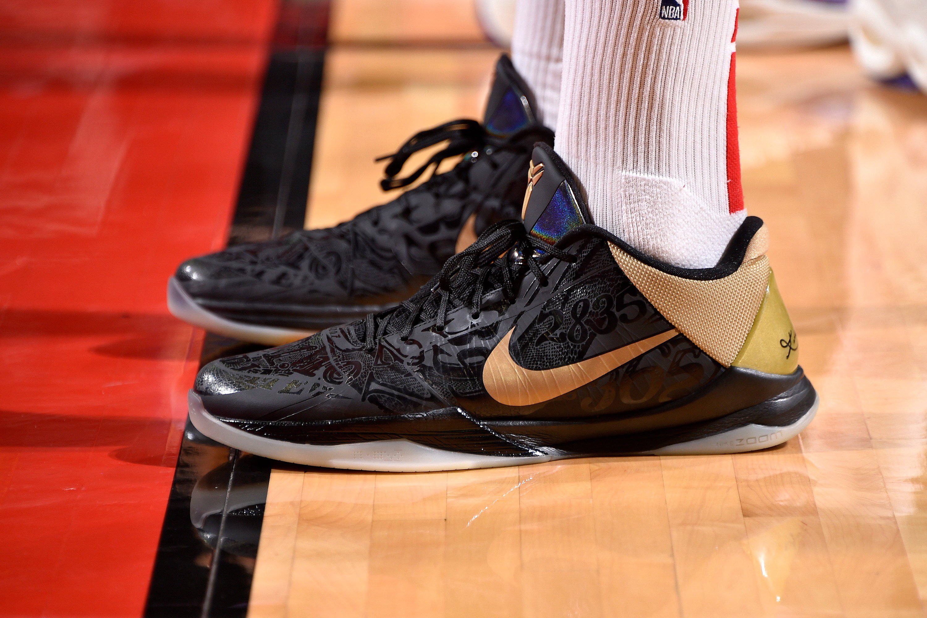 B/R Kicks on Twitter: 