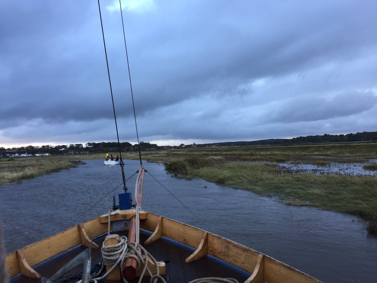 CleyNorfolk's tweet image. On out way into Cley on board the beautiful Salford! @henrynorfolk701