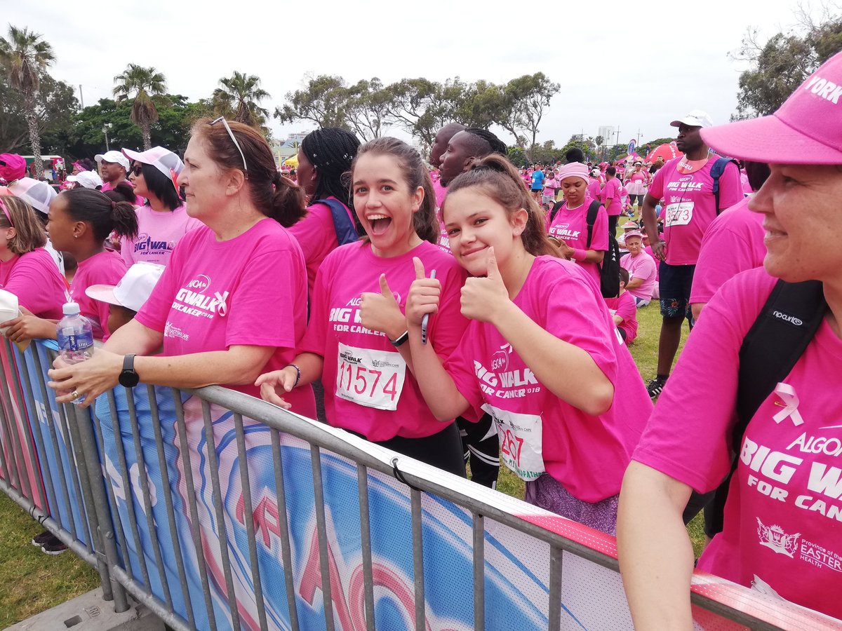 The crowd at the <a href="/BoardwalkPE/">Boardwalk</a> lawns are filling up. The entertainment is about to start! #algoafm Big Walk for Cancer