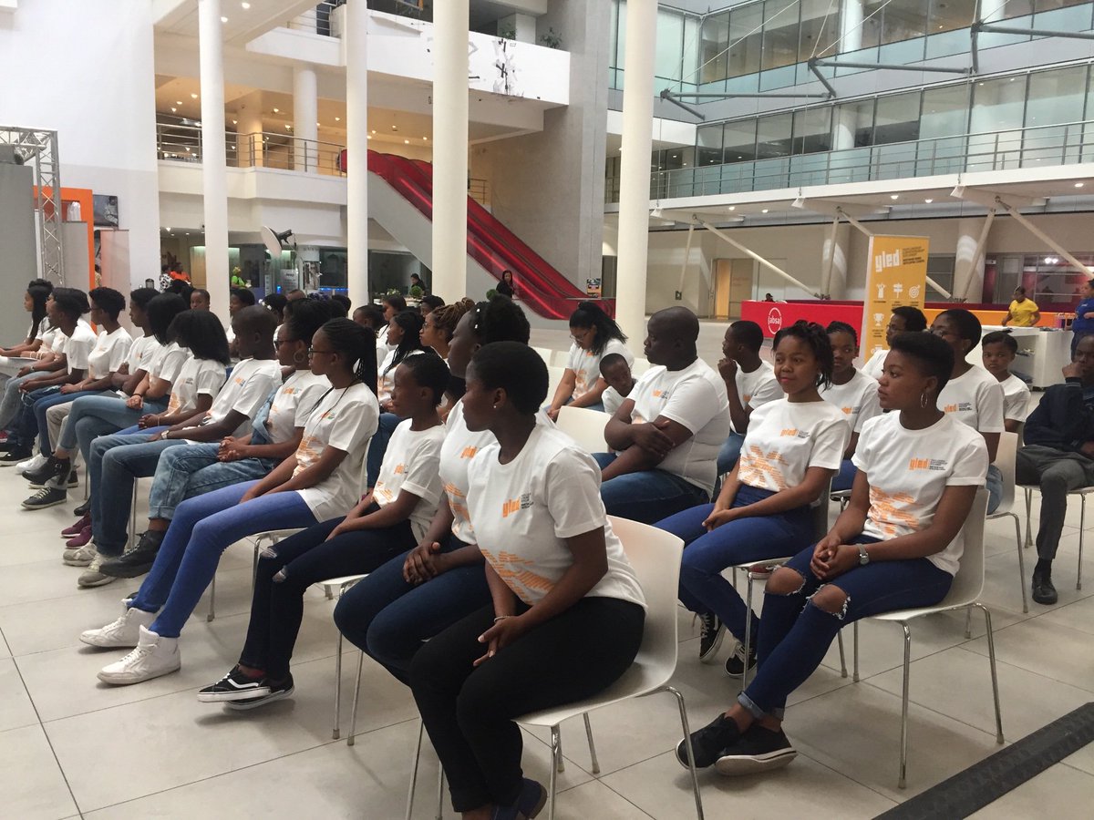 yledsa's tweet photo. #ONECOHORT #YLEDGRAD  LETS GO! https://t.co/fdehEWwqQf