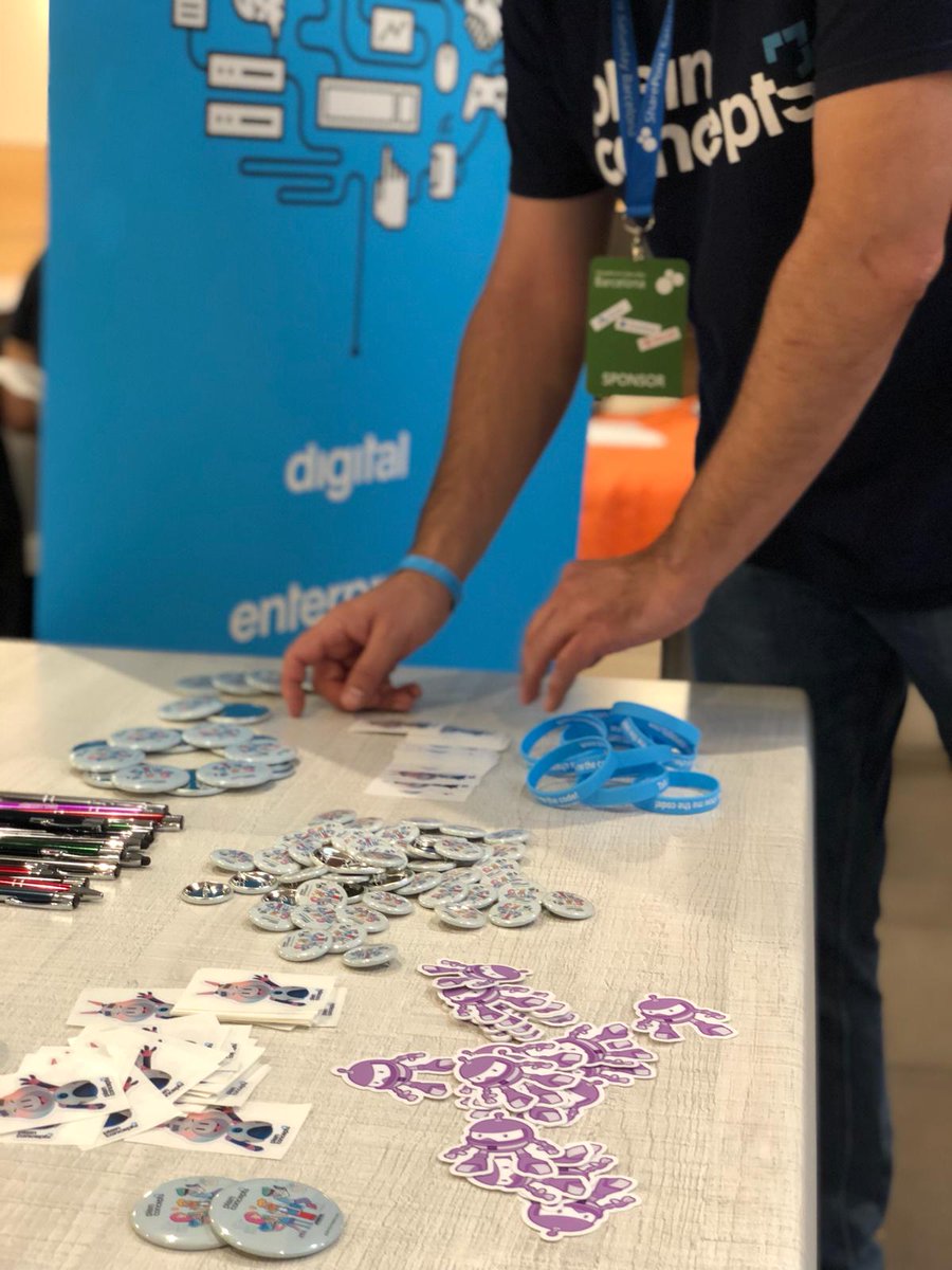 plainconcepts's tweet image. Ya tenemos listo el stand de #plainconcepts del #SPSBCN 👏🏾👏🏾👏🏾 pásate y no te vayas sin tu pulsera!
Recuerda que nuestra MVP @olgaamarti estará dando charla
@spsbarcelona #showmethecode #talkischeap #sharepoint #sharepointsaturday #office365 #o365 #developers #technology