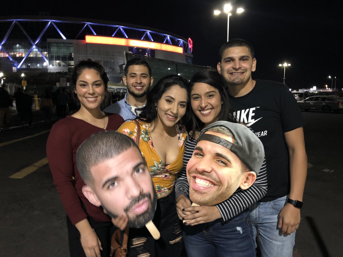 997now's tweet photo. We’re out here at @OracleArena for the @Drake concert!! These listeners are ready to see 🔥DRIZZY🔥 tonight!! #Oracle #Drake #ChampangePapi https://t.co/MpslQM39s5
