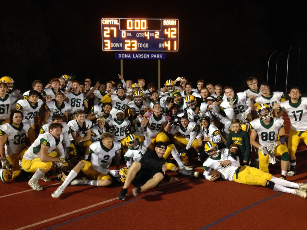 FormerRadioDude's tweet photo. Legendary performance by @BorahFootball https://t.co/V8VW5NAaca