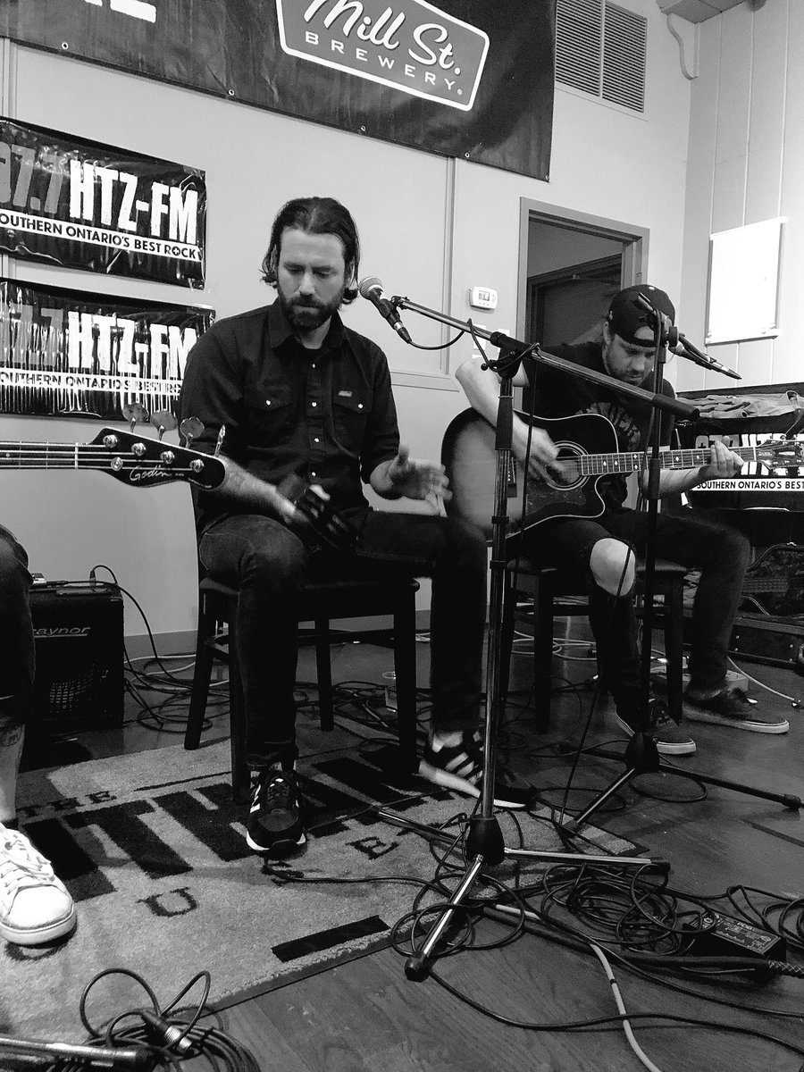 977HTZFM's tweet photo. Still buzzing from the @Monster_Truck_ acoustic performance at #TJsTapTour this evening. Thank you everyone who helped out or came out to any of our stops.. We had a blast and couldn’t’ve done it without you! Though I have to admit, this finale was something special. https://t.co/uyvrnRYg9T