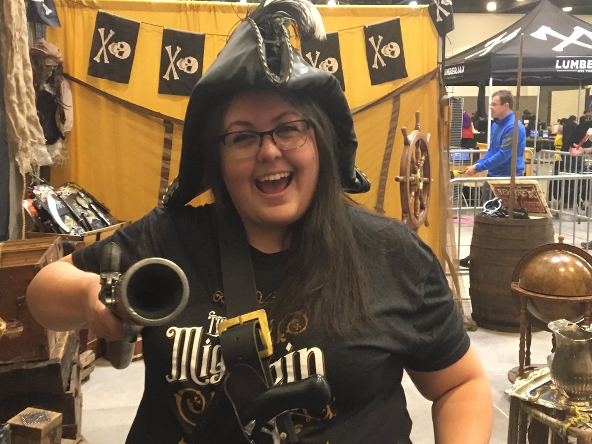 Sparrow015's tweet photo. I repped the Mighty Nine at @C4Winnipeg today! I think the outfit is appropriate considering the past couple of episodes. @CriticalRole ;) #criticalrole #c4winnipeg #c4con #c4 #Winnipeg https://t.co/is7zE4V4BO