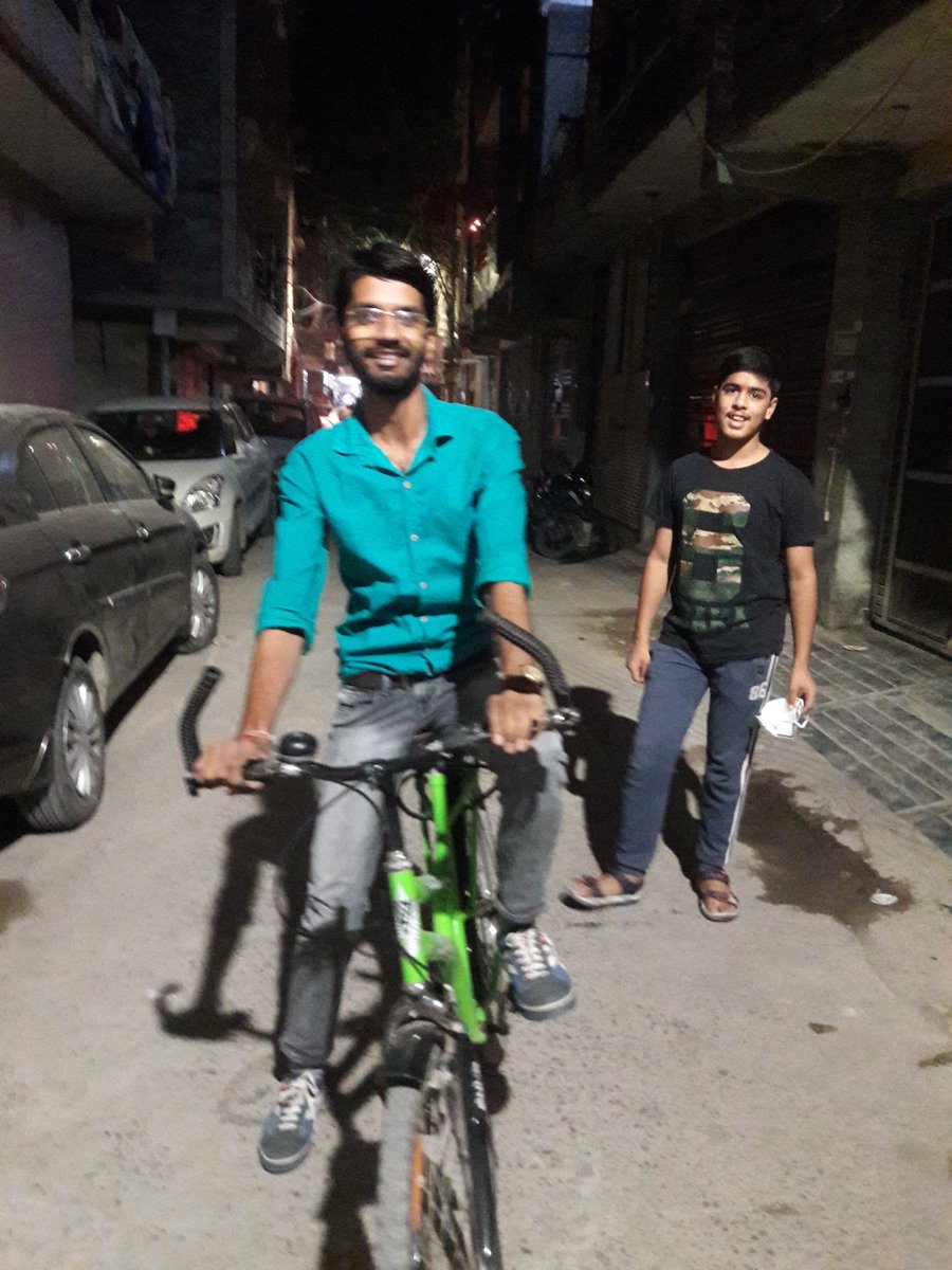 prakash0402prem's tweet photo. #trafficsebacho
#healthyindia
#fitindia
#polutionfreeindia
... On the Cycle
Keep healthy, wealthy and Safety of your self, city, country and Earth....
🔴Life is your choice will be Yours 🔴 https://t.co/4RqjKVZetz