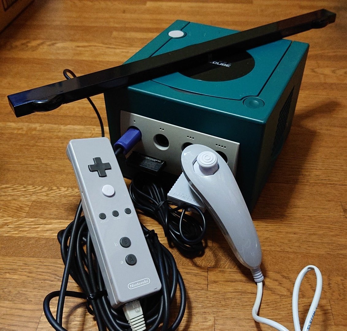 James Montagna Wow It S The Prototype Wii Remote Nunchuk I Remember Seeing These Back When It Was Still Known As The Nintendo Revolution Twitter James Montagna Wow It S The Prototype Wii Remote Nunchuk I Remember Seeing These Back When It Was Still Known As The Nintendo Revolution Twitter