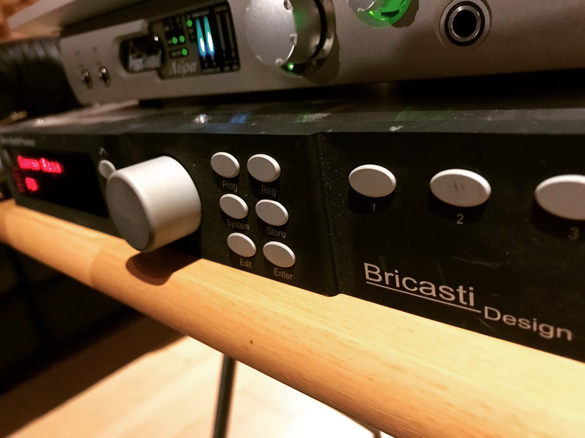 Long night finishing at 5am, but having the company of the #Bricasti M7 with me has been an absolute delight.