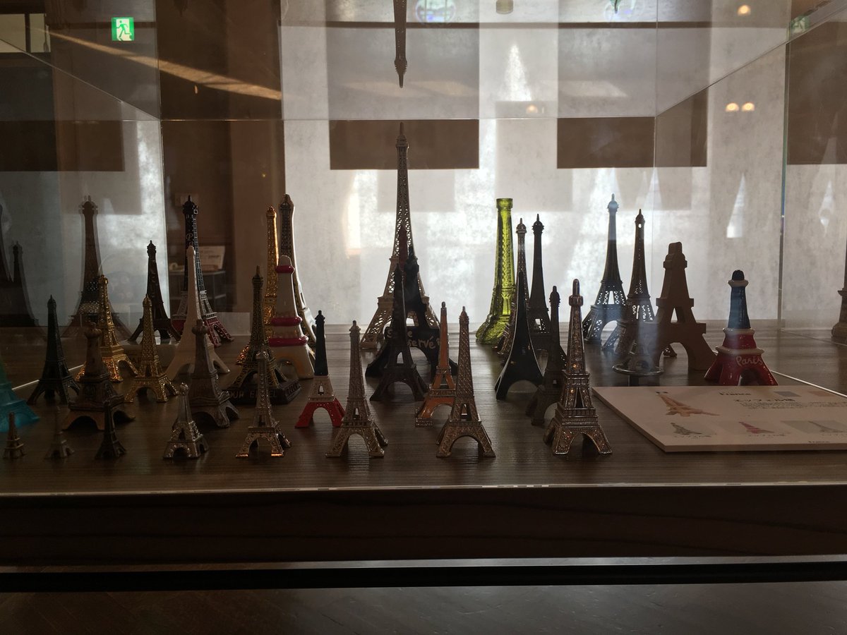 ikiruK18's tweet photo. 白根です。
中央公会堂、中集会室から告知です。
ミニチュア展も同場所で開催してます！
有名な建築やオブジェなど、様々な素材でいろんな雰囲気をもつミニチュアが集まっており、滅多に感じることができない空気感です！
立ち寄りの際はこちらもぜひチェックを！
#イケフェス大阪実況 https://t.co/2XllxZeOao