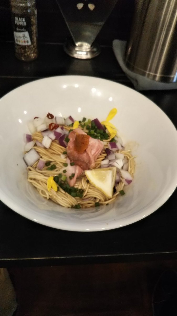 beruf02120's tweet photo. 笠間市
麺's kitchenRIRI
金煮干しそば
トムヤム玉 https://t.co/0TlLCpLTvz