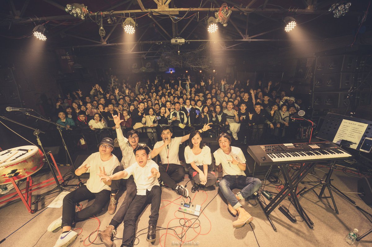 SUBLIVECHINA's tweet image. Last night #sublive #livehouse #harbin #china #folk