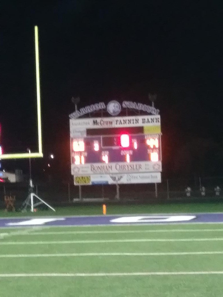 BHSWarriorPride's tweet photo. Bonham defeats the Buffaloes on a spectacular homecoming night. We're officially clinched in the 3A Playoffs and are undefeated in district! #Hokahey https://t.co/HYPfp1QriL