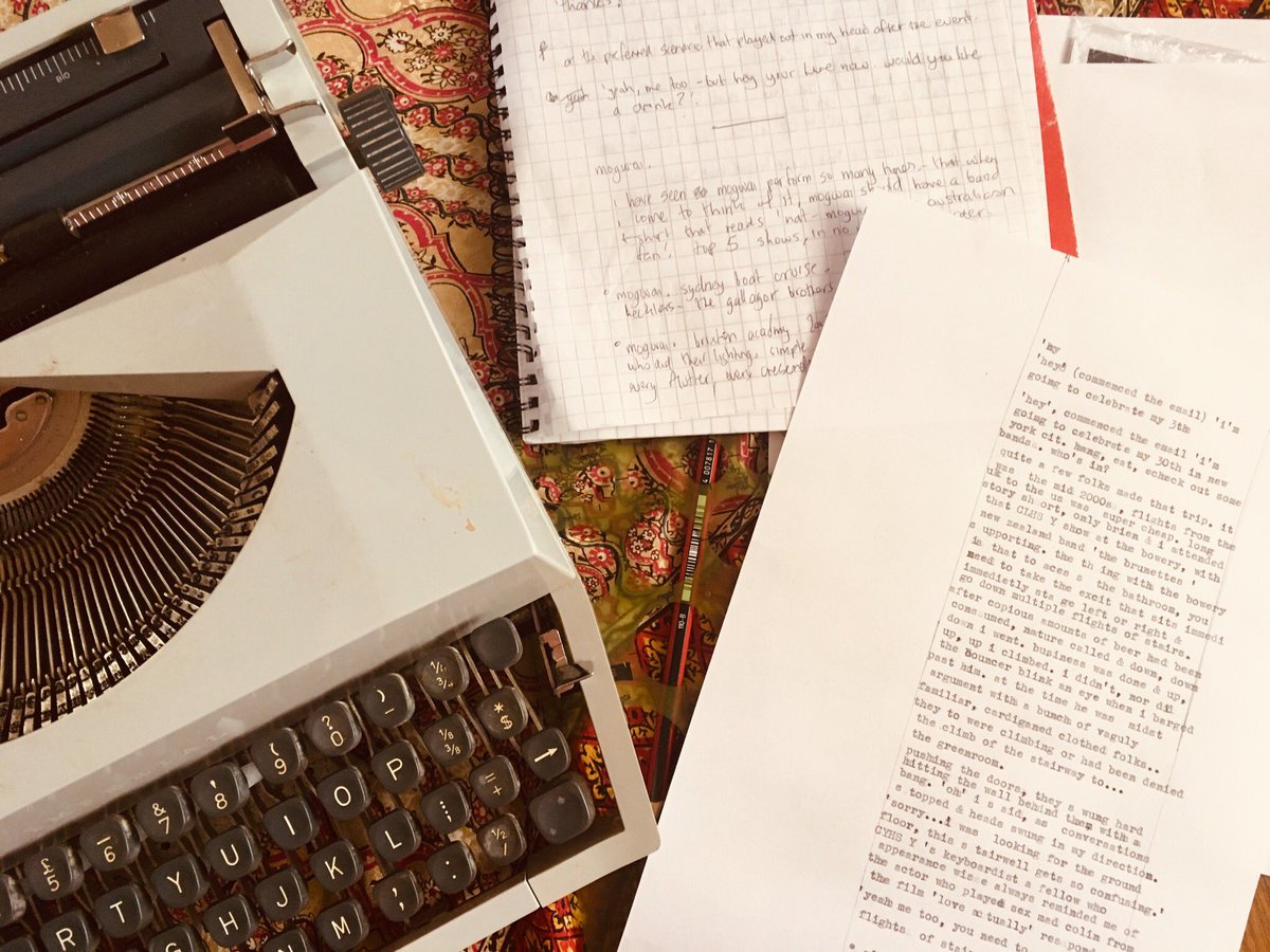 mskittysparks's tweet image. making a zine. it’s been some time. damn it feels good. #dyi #typewritter #splitzine #zine #perzine #musiczine