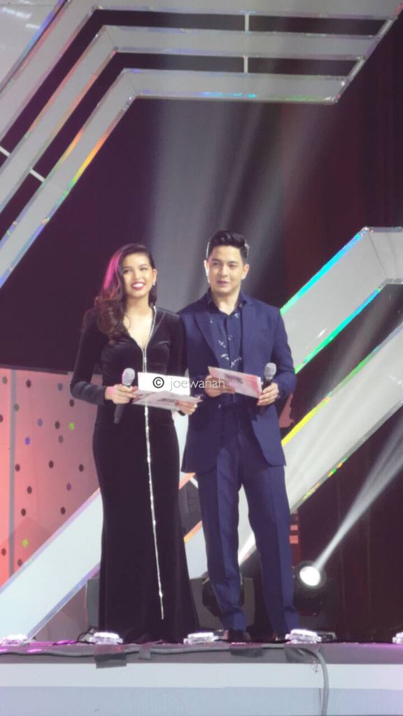 sugatomykookie_'s tweet photo. PMPC’s Best Female and Male TV Hosts 2018 ✨

@mainedcm @aldenrichards02 

#ALDUBSimplyHappier https://t.co/yXvwCTkOGx