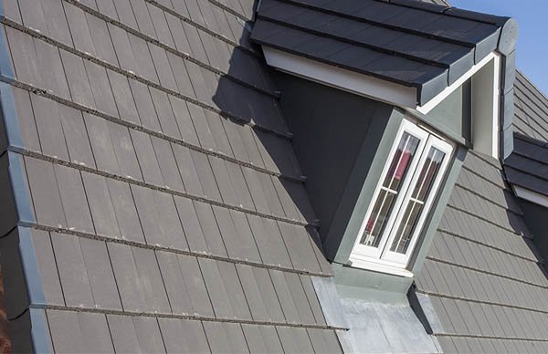 roofinglinesUK's tweet photo. Novice or pro, you'll find all your roofing and DIY essentials at Roofinglines. Visit our thriving Folkestone trade counter or shop the best and latest roofing solutions online from EPDM and GRP flat roof systems to lead free flashing and Marley tiles. https://t.co/OVm3upvjSj https://t.co/Qg1lD8wu5I
