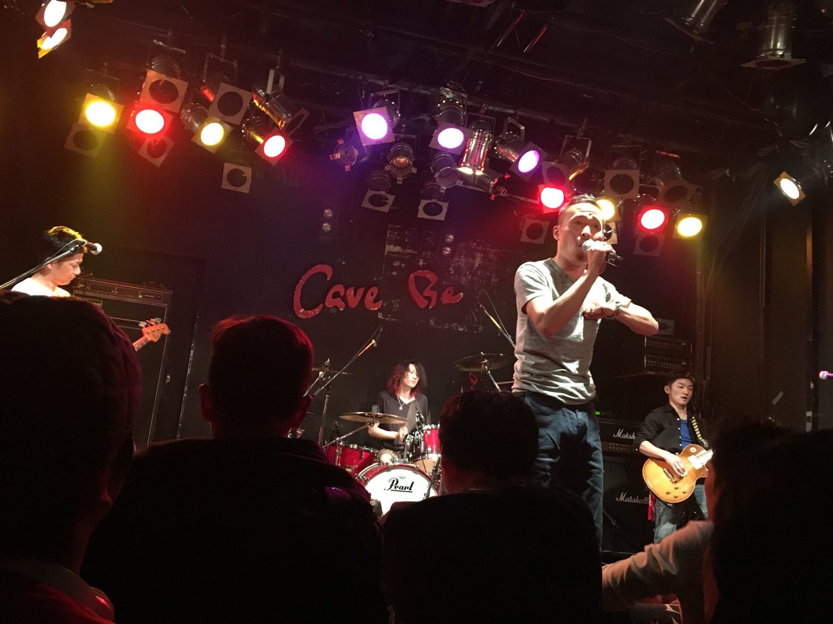 keishi413's tweet photo. シークレットにとのことでしたが、あまりにも商船生が知���ているので公表します！笑
明日、広島商船高等専門学校の学園祭に扇風機maniaがゲストとして登場🎵
リツイートして友達みんな連れて来てください😎👍
そしてみんなで盛り上げて下さい😆

10月28日(日)13時〜14時
広島商船高等専門学校
入場無料 https://t.co/aLMN1LufG6
